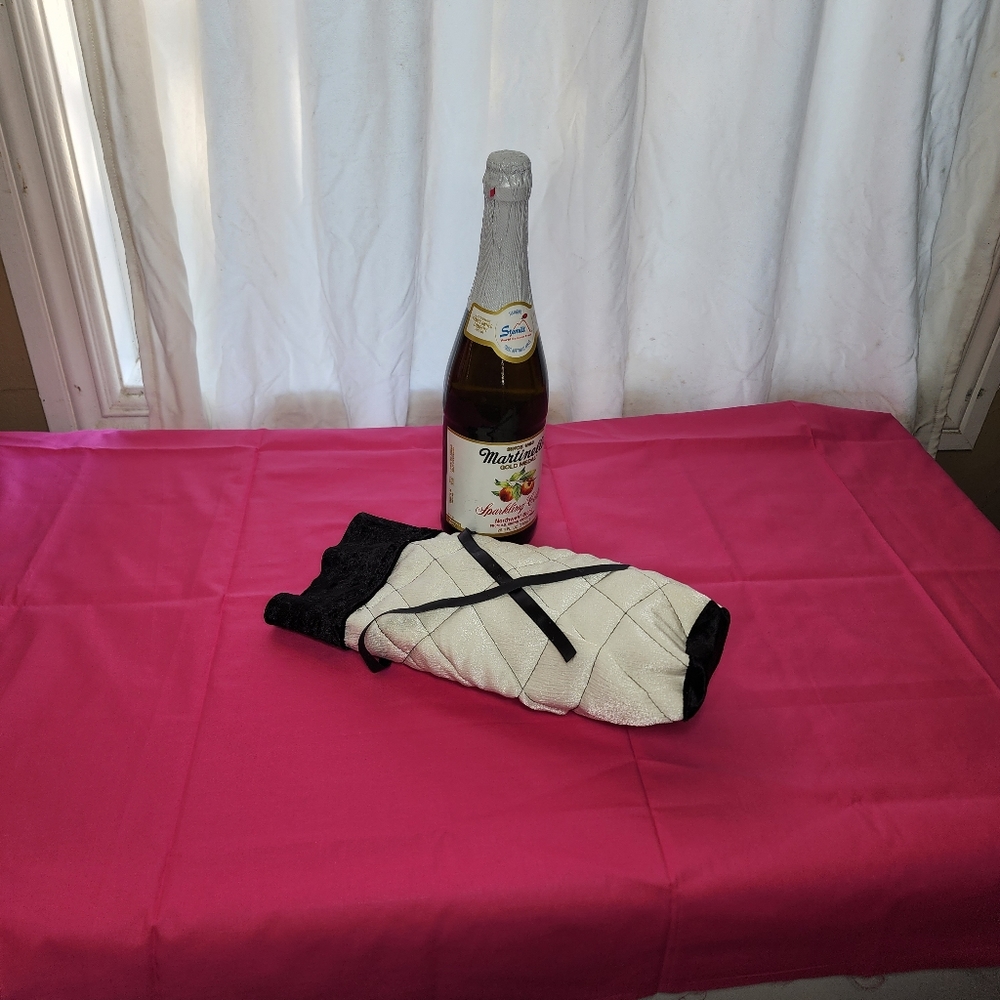 Custom  🍷 bag or whatever monogram available